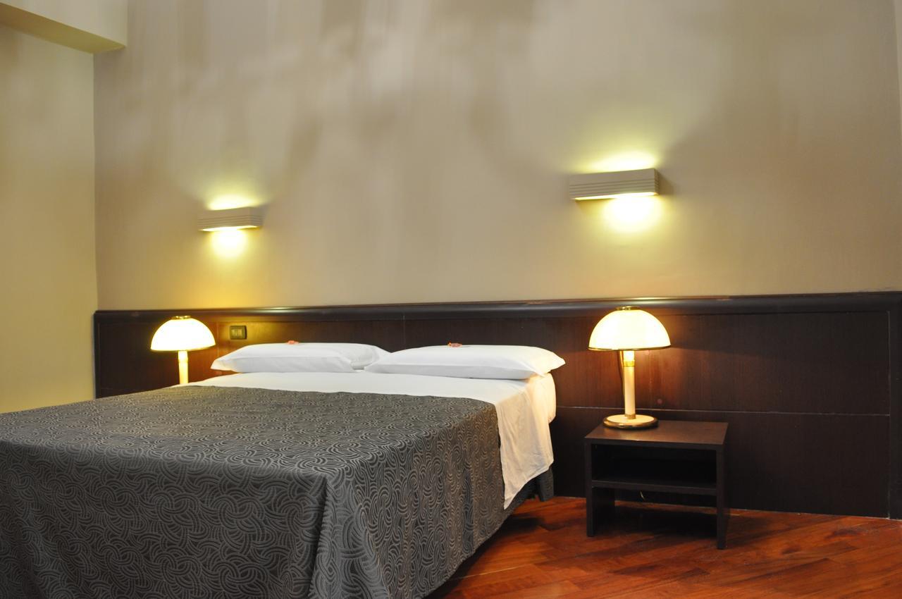 Hotel Twenty Nine Genua Exteriör bild