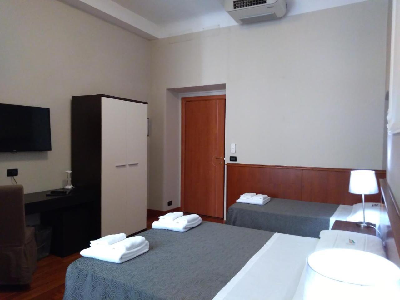 Hotel Twenty Nine Genua Exteriör bild