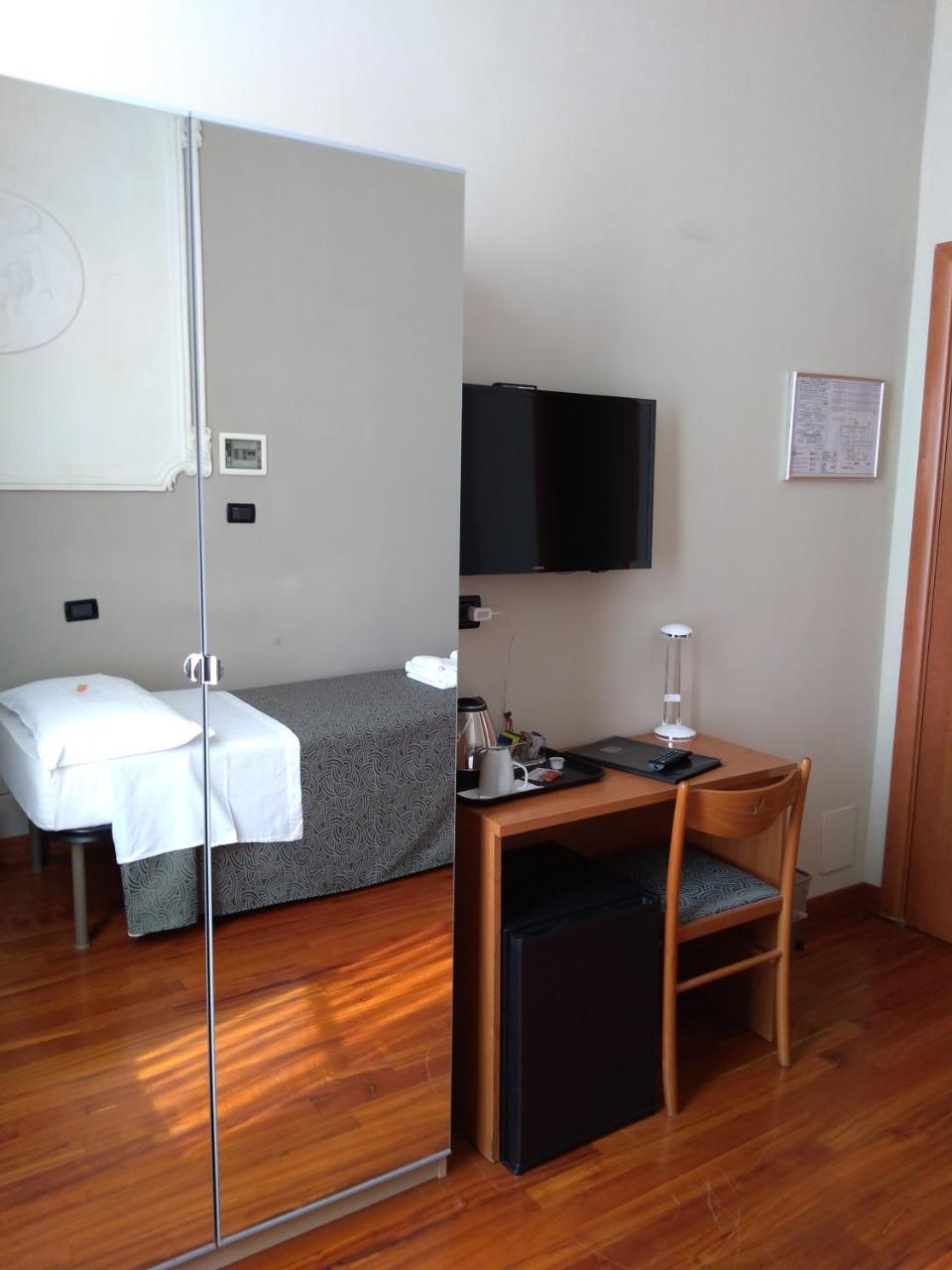 Hotel Twenty Nine Genua Exteriör bild